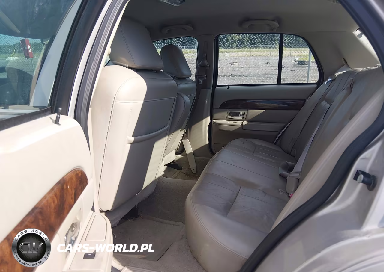 2010 Mercury Grand Marquis Ls (Fleet Only) VIN:2MEBM7FV5AX616058 - 8
