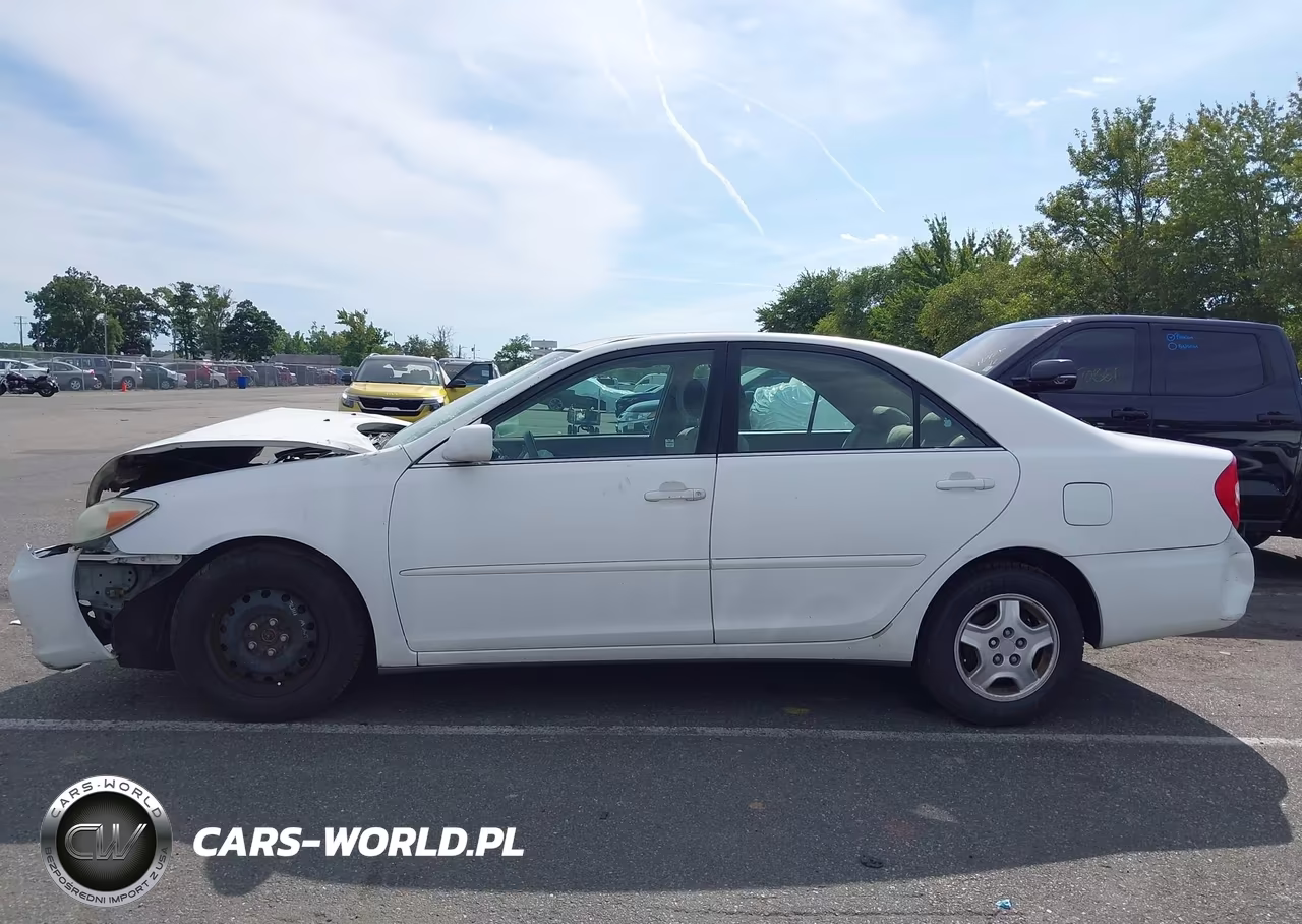 2003 Toyota Camry Le V6 VIN:4T1BF32K43U038864 - 14