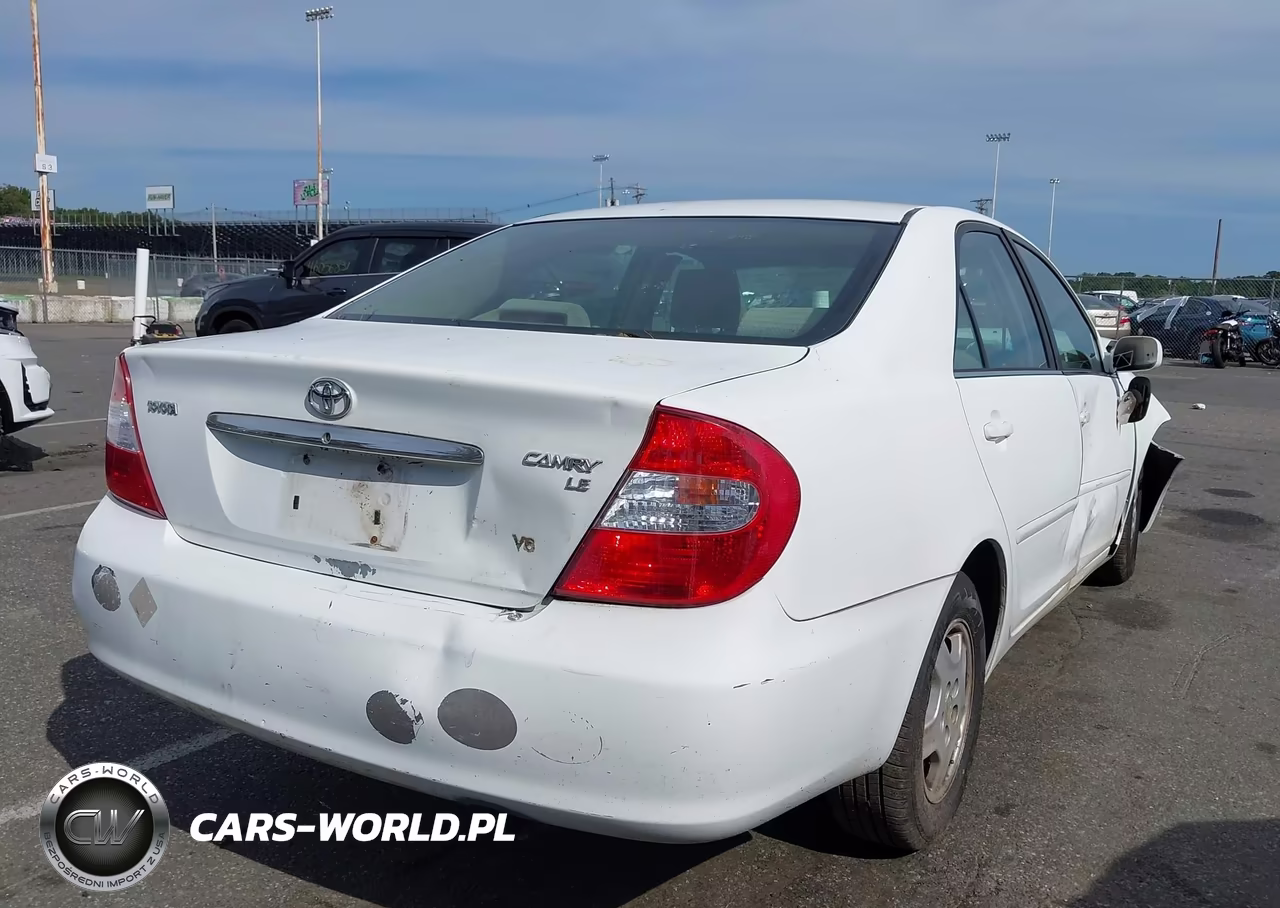 2003 Toyota Camry Le V6 VIN:4T1BF32K43U038864 - 4