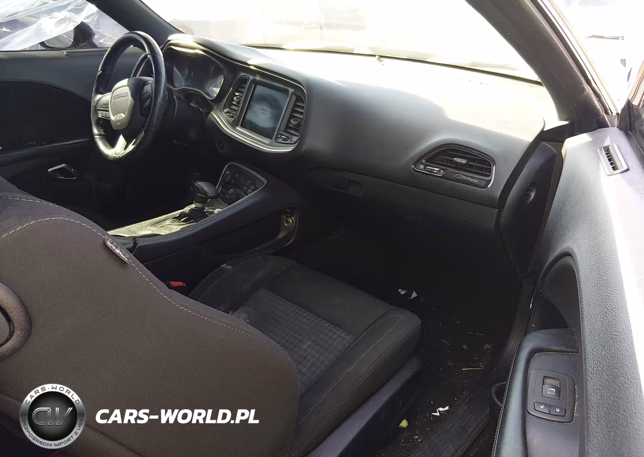 2020 Dodge Challenger Sxt VIN:2C3CDZAG4LH210591 - 5