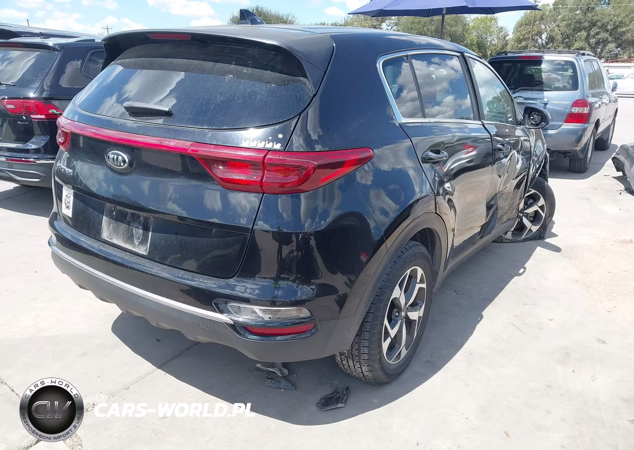 2020 Kia Sportage Lx VIN:KNDPM3AC5L7706437 - 4