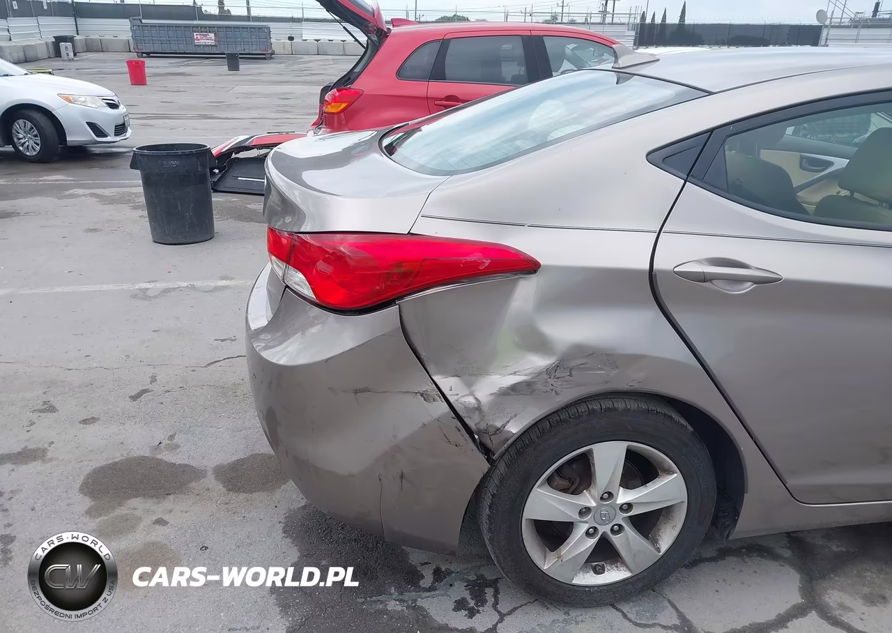 2012 Hyundai Elantra Gls VIN:5NPDH4AE6CH144865 - 6