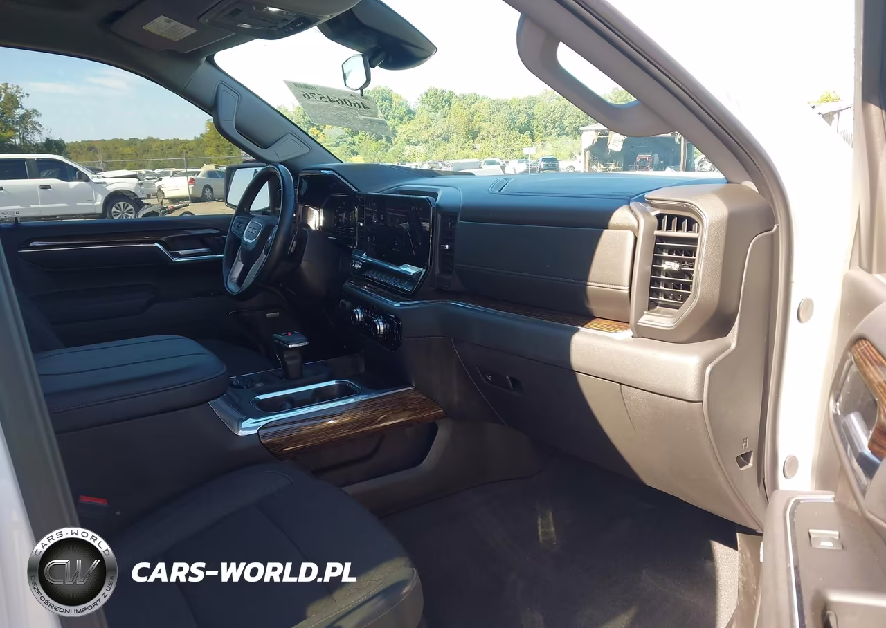 2025 GMC Sierra 1500 4Wd Short Box Elevation With 3Sb VIN:3GTUUCED8SG184475 - 5