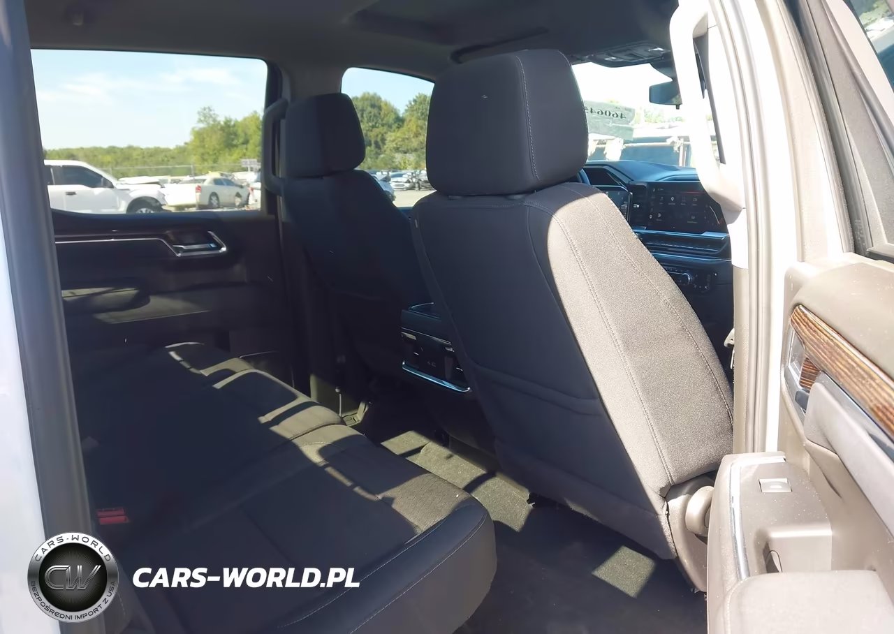 2025 GMC Sierra 1500 4Wd Short Box Elevation With 3Sb VIN:3GTUUCED8SG184475 - 8