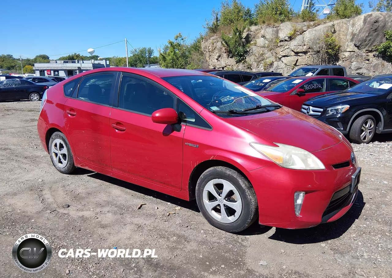 2013 Toyota Prius Two – zdjęcie 1 z 16