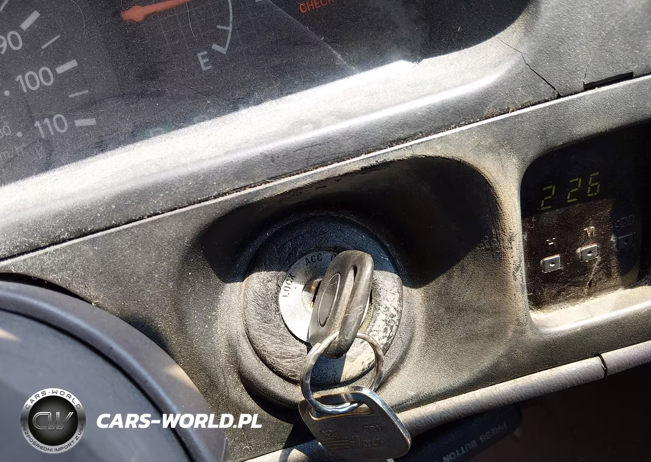 1996 Toyota Tacoma Xtracab VIN:4TAVN52N1TZ124190 - 11