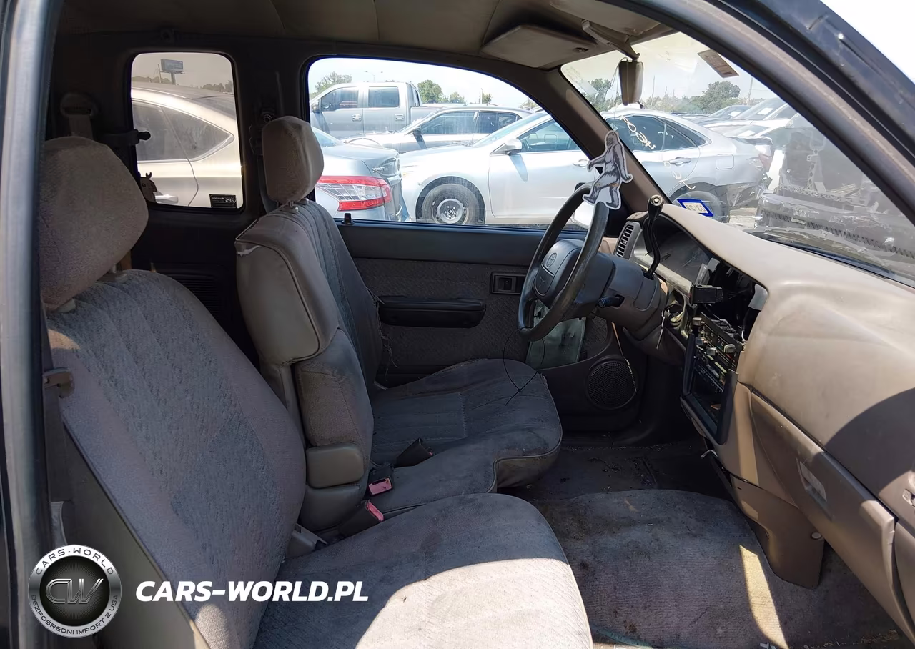 1996 Toyota Tacoma Xtracab VIN:4TAVN52N1TZ124190 - 8