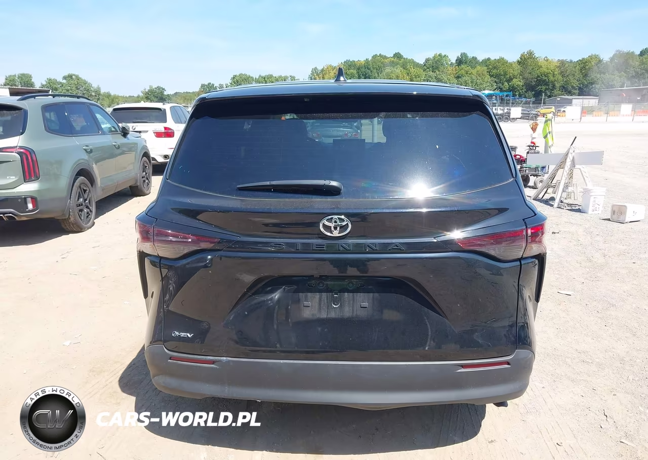 2026 Toyota Sienna Le VIN:5TDKRKEC0TS291923 - 16