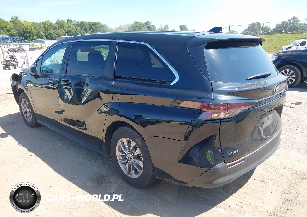 2026 Toyota Sienna Le VIN:5TDKRKEC0TS291923 - 3