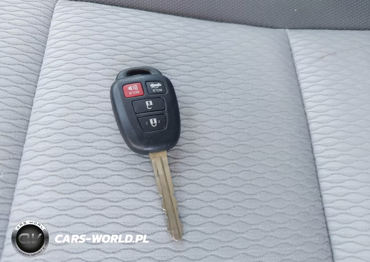 2017 Toyota Corolla Le VIN:2T1BURHE7HC937253 - 11