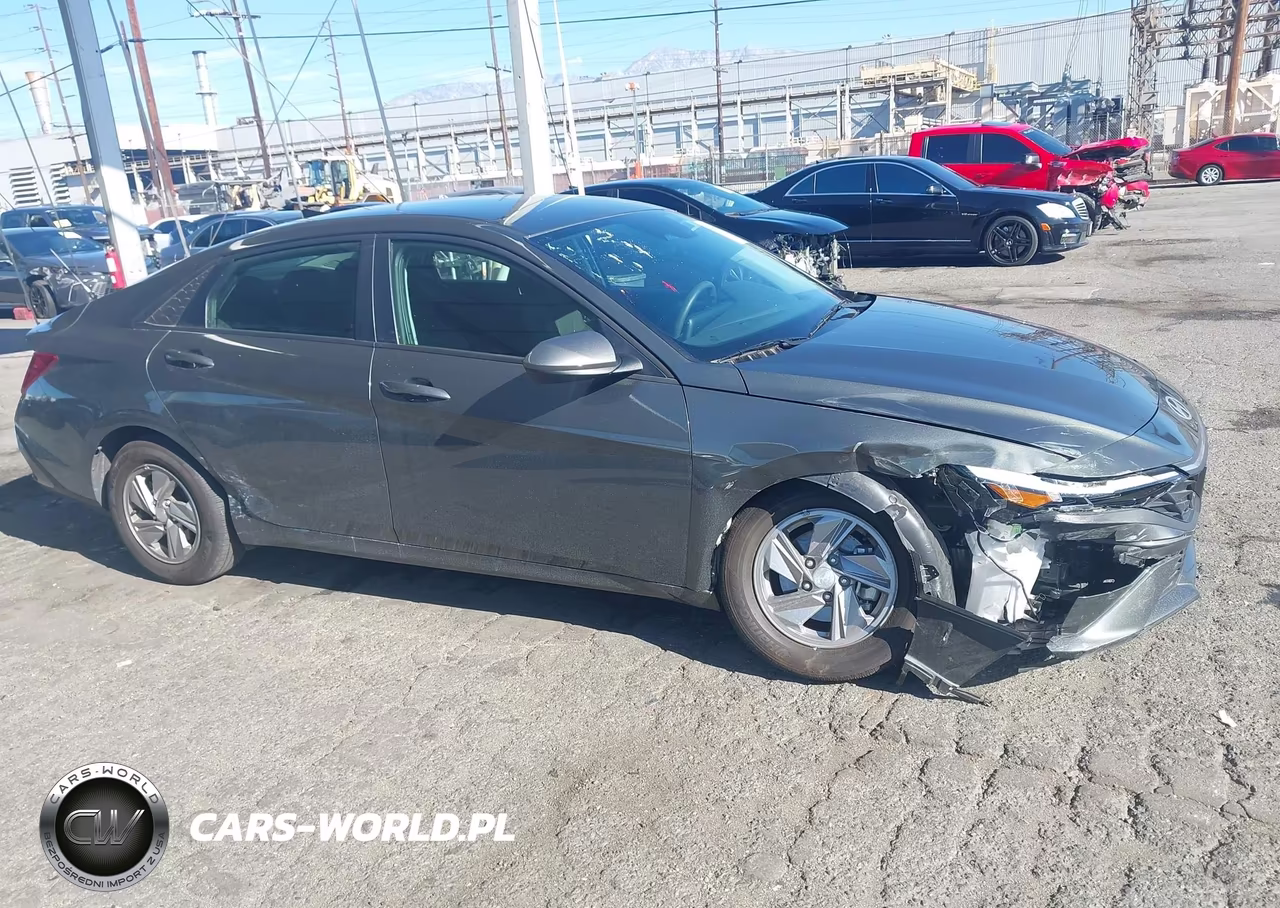 2025 Hyundai Elantra Se VIN:KMHLL4DG5SU018097 - 13