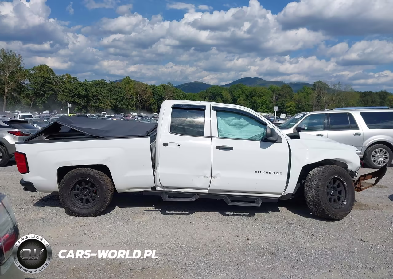 2016 Chevrolet Silverado 1500 Custom VIN:1GCVKPEC7GZ352462 - 14