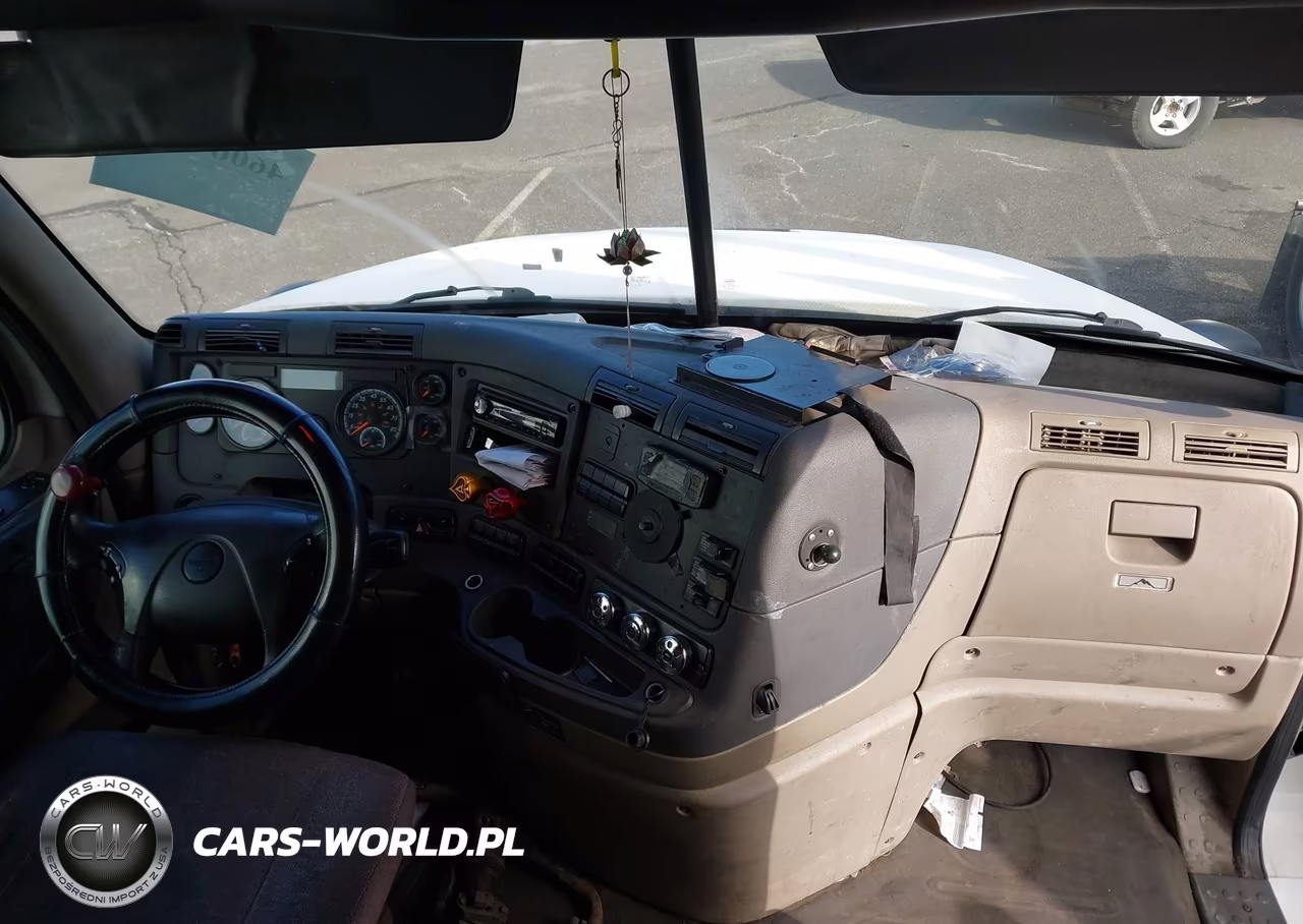 2016 Freightliner Cascadia 125 VIN:1FUJGLD51GLGD0147 - 12
