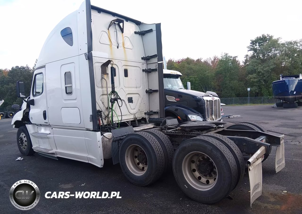 2016 Freightliner Cascadia 125 VIN:1FUJGLD51GLGD0147 - 17