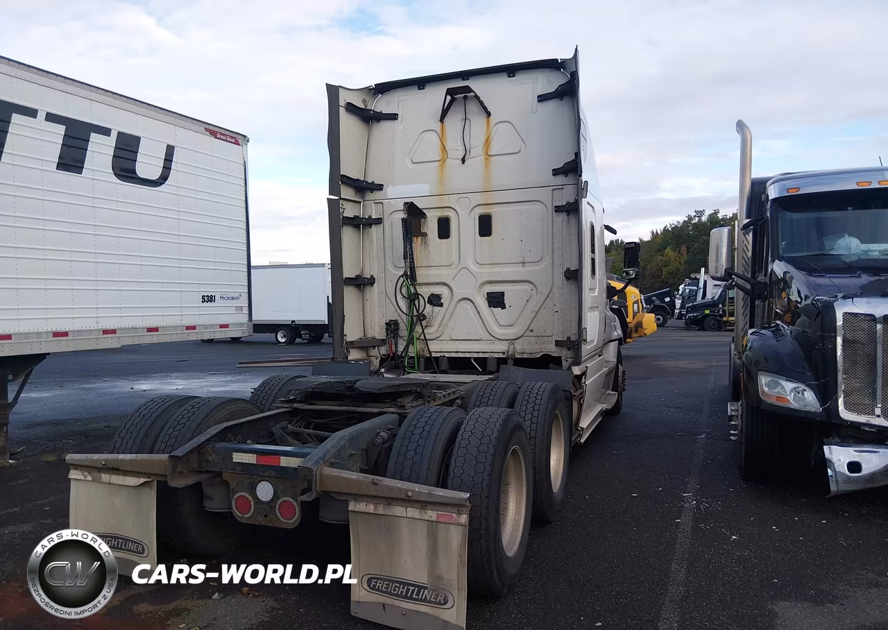 2016 Freightliner Cascadia 125 VIN:1FUJGLD51GLGD0147 - 4