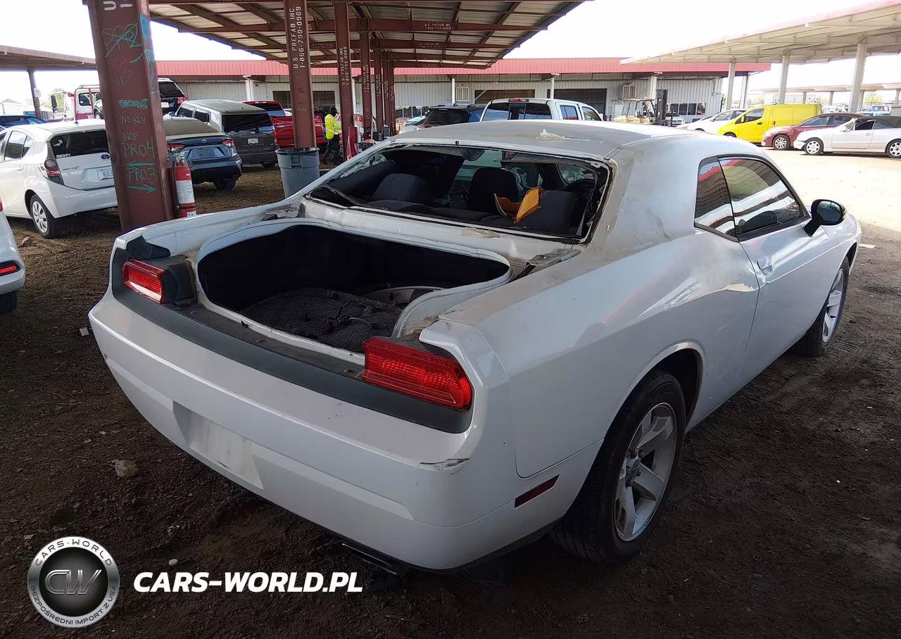 2014 Dodge Challenger Sxt VIN:2C3CDYAGXEH313169 - 4