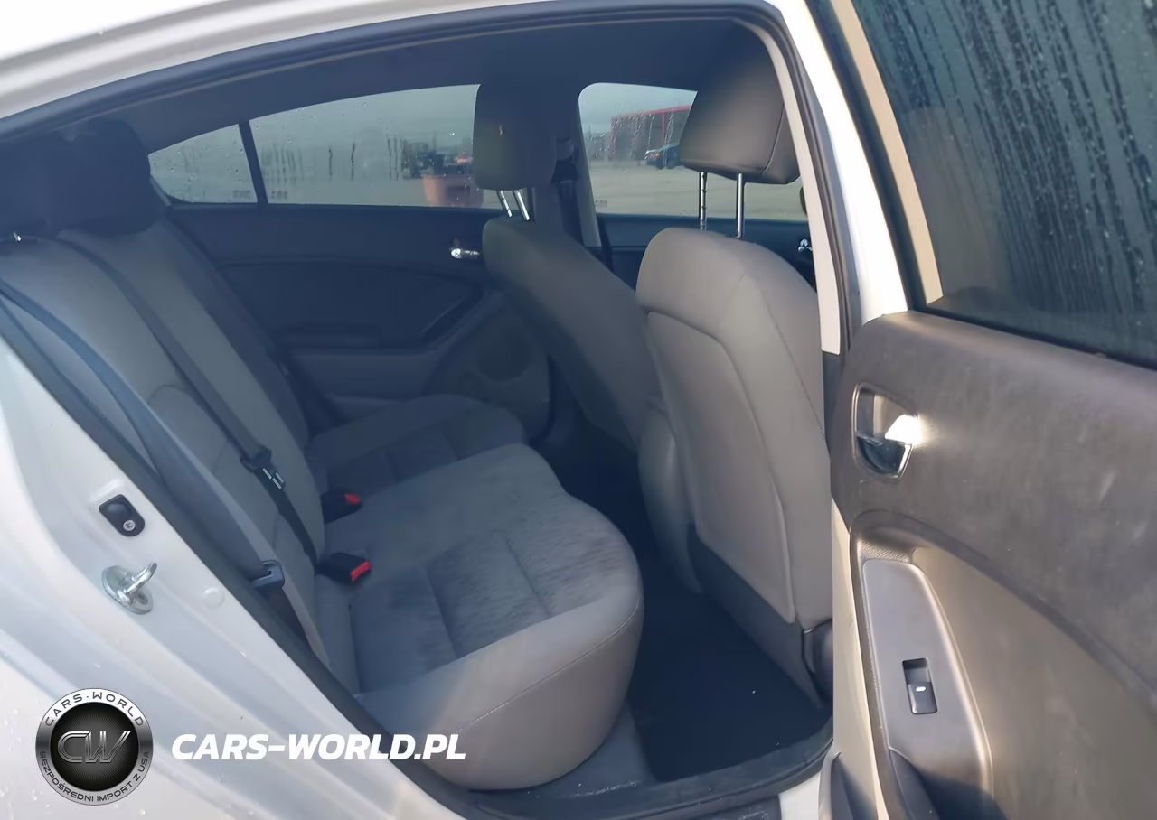 2015 Kia Forte Lx VIN:KNAFK4A66F5411104 - 8