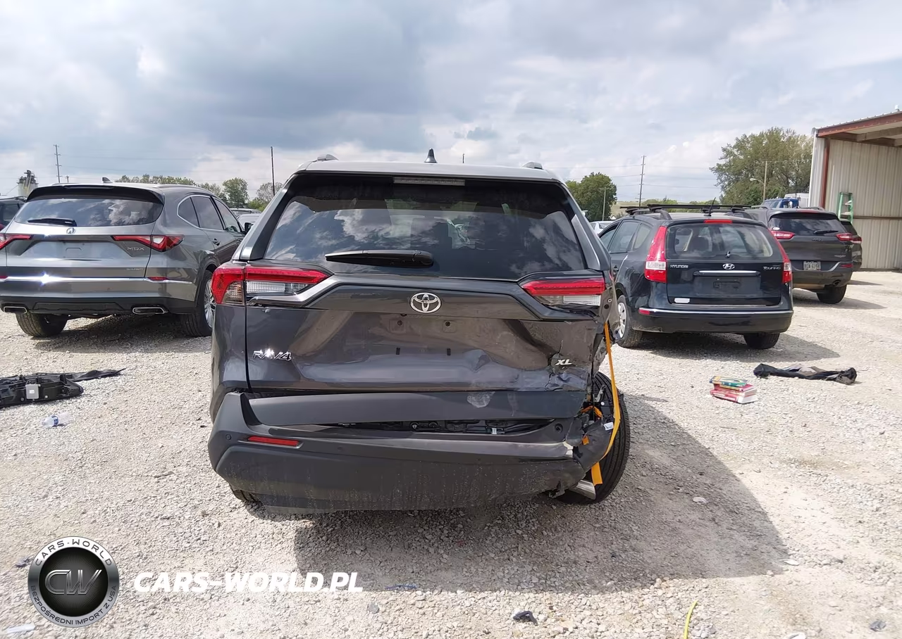 2025 Toyota Rav4 Xle Premium VIN:2T3A1RFV6SC572733 - 16