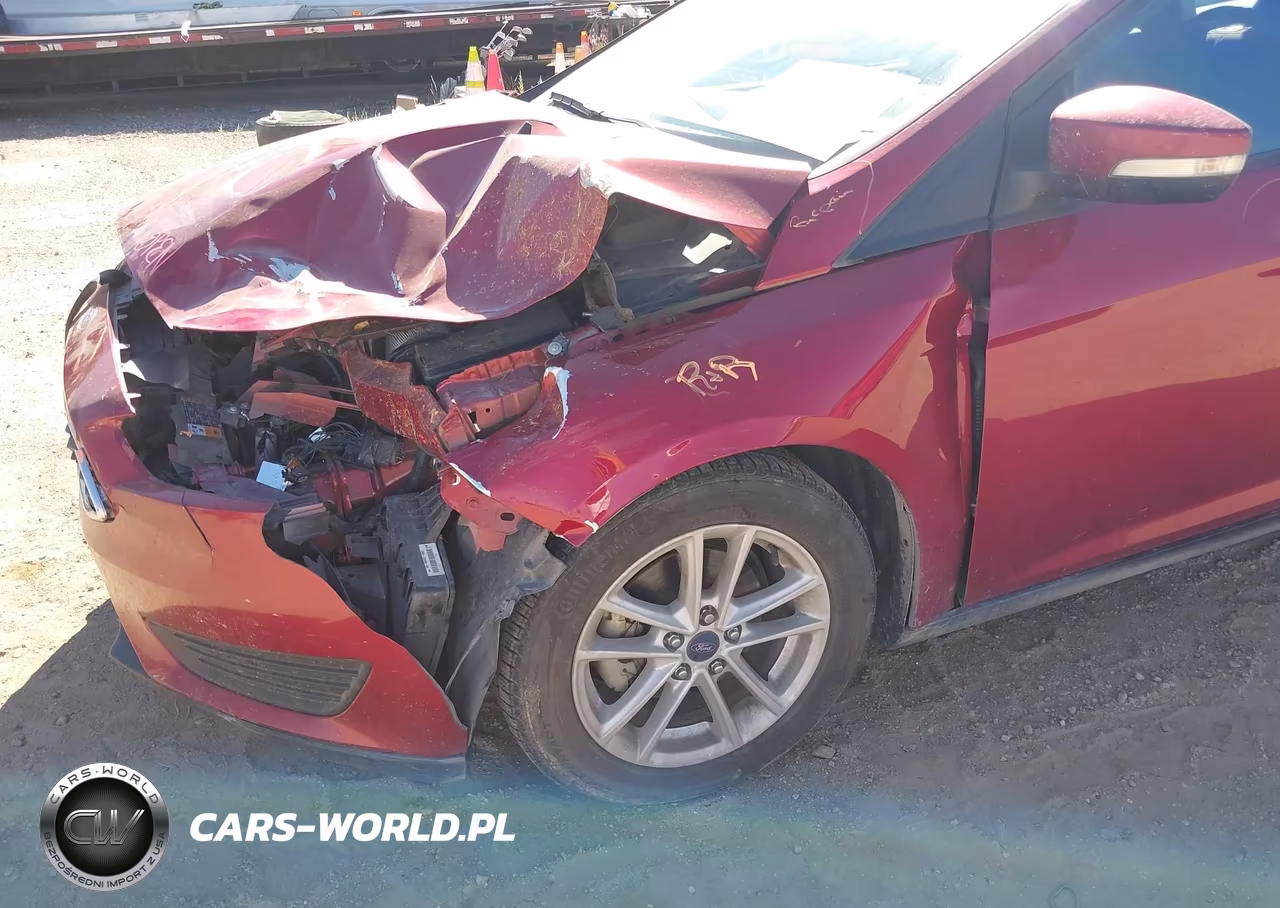 2017 Ford Focus Se VIN:1FADP3F20HL277139 - 12