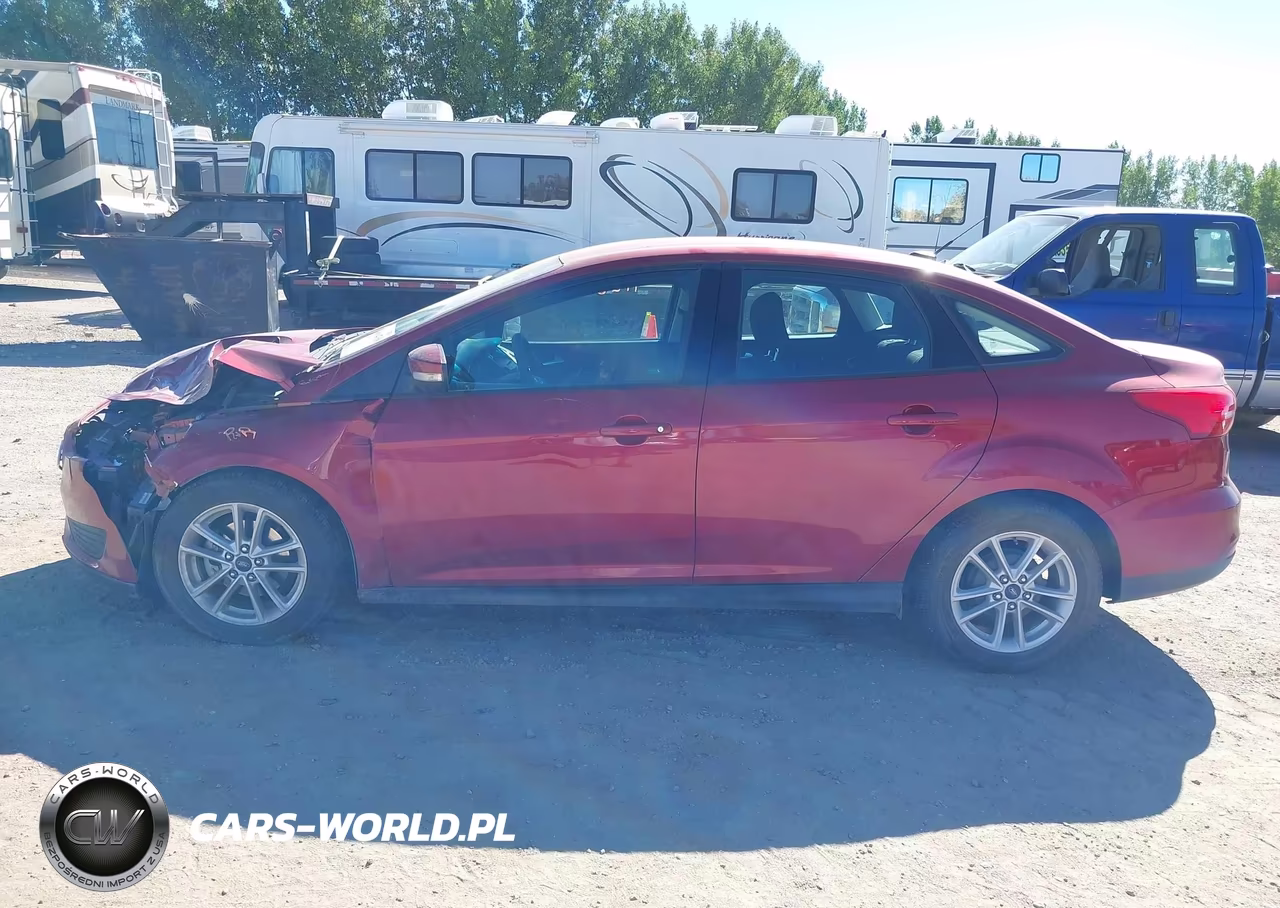 2017 Ford Focus Se VIN:1FADP3F20HL277139 - 17