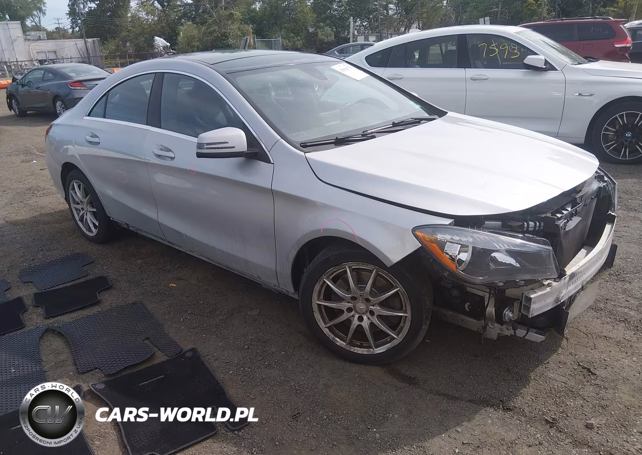 2017 Mercedes-Benz Cla 250 4Matic – zdjęcie 1 z 16