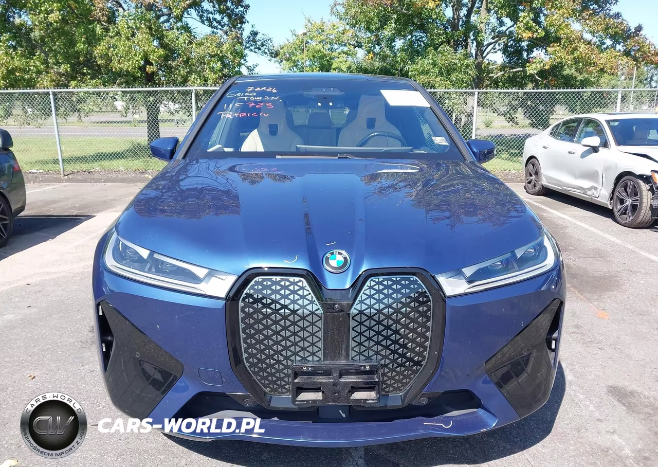 2025 BMW Ix xDrive50 VIN:WB523CF00SCS36265 - 12