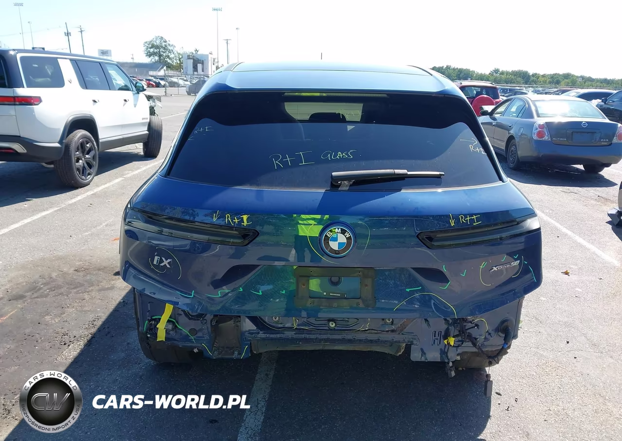 2025 BMW Ix xDrive50 VIN:WB523CF00SCS36265 - 16