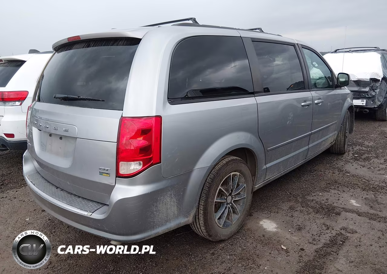 2017 Dodge Grand Caravan Gt VIN:2C4RDGEG3HR697370 - 4