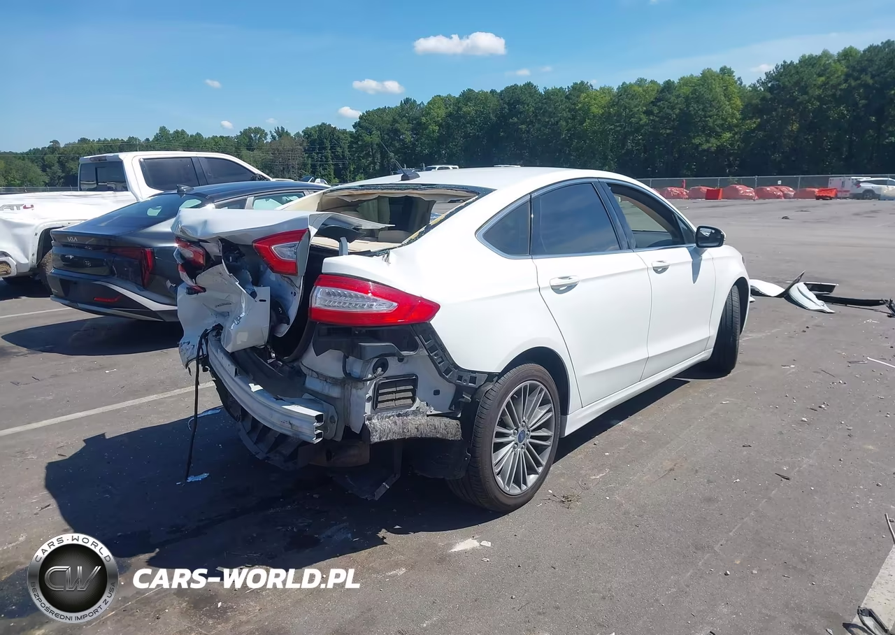 2015 Ford Fusion Se VIN:3FA6P0H97FR189575 - 4