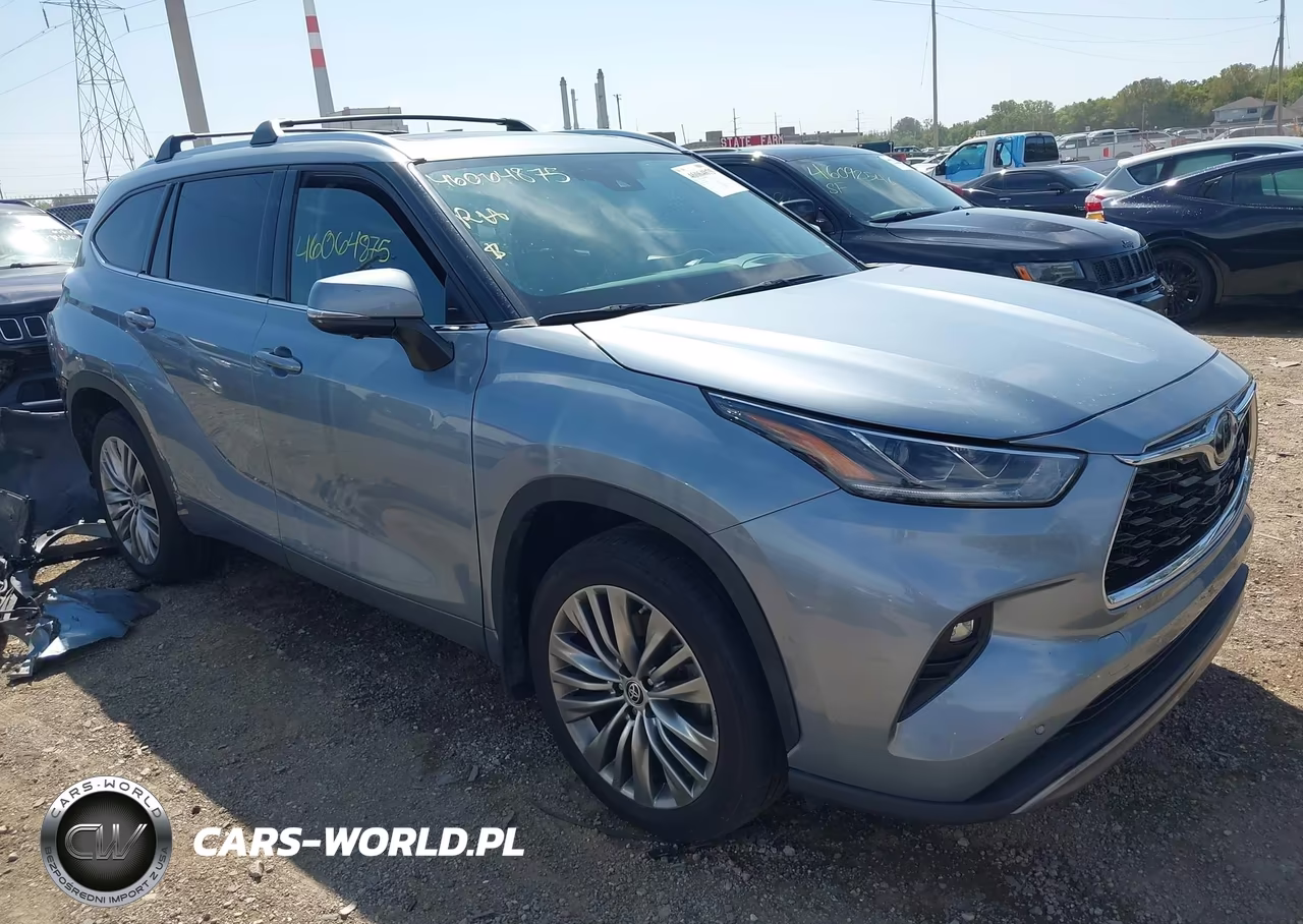 2023 Toyota Highlander Platinum – zdjęcie 1 z 17