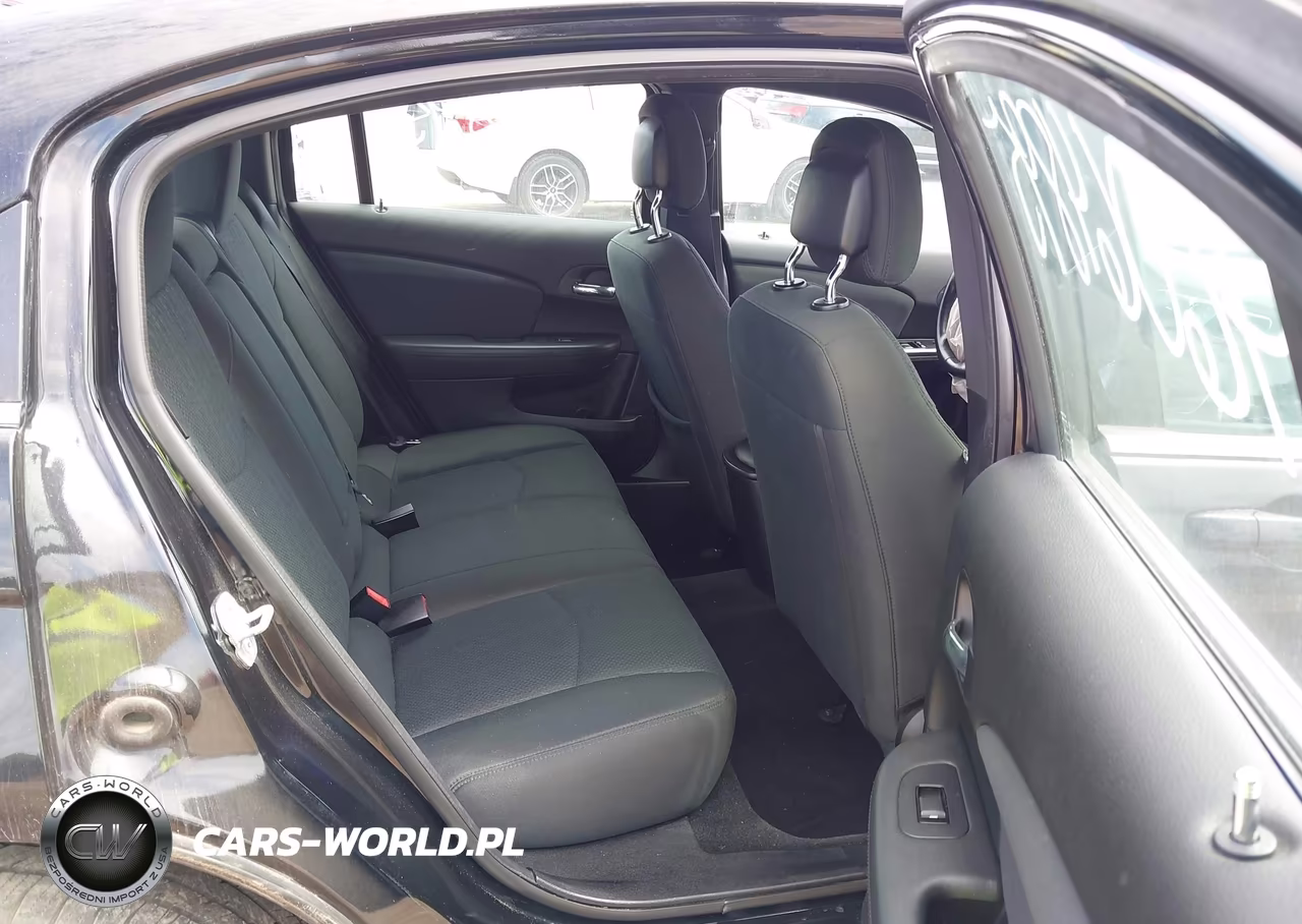 2012 Chrysler 200 Touring VIN:1C3CCBBB5CN172860 - 8