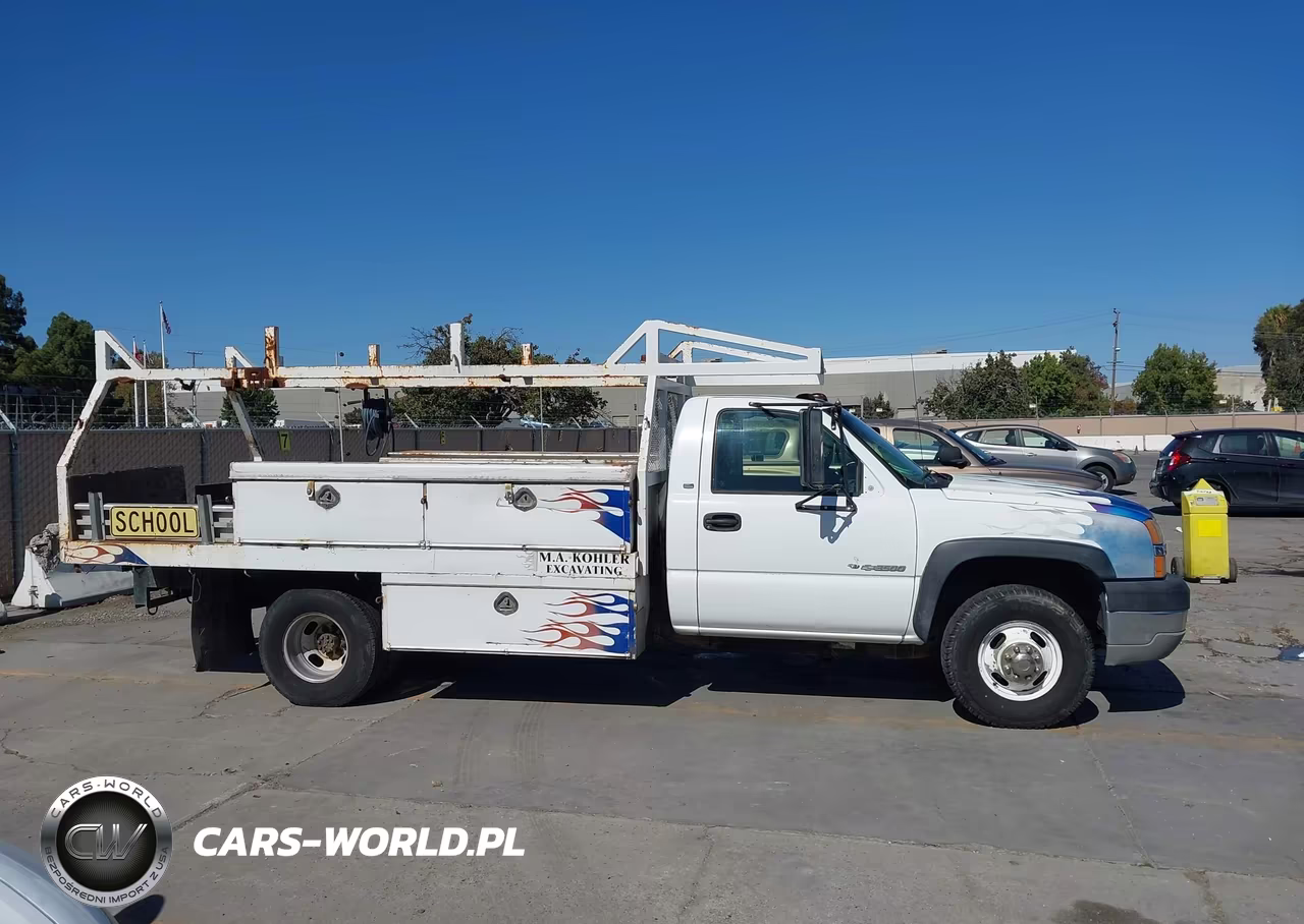 2003 Chevrolet Silverado 3500 Chassis VIN:1GBJC34UX3E335529 - 13