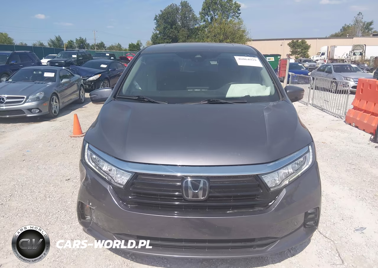 2021 Honda Odyssey Touring VIN:5FNRL6H84MB033960 - 12
