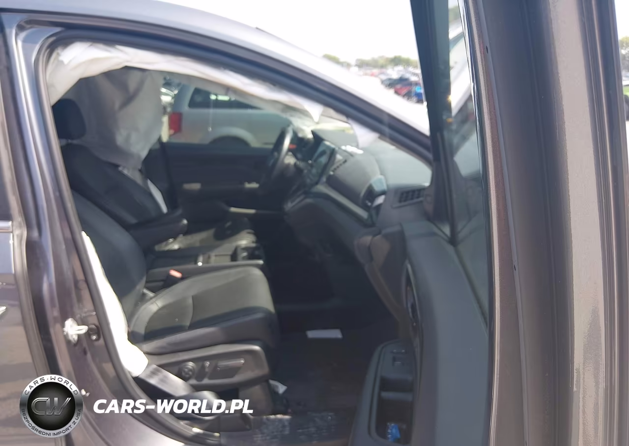 2021 Honda Odyssey Touring VIN:5FNRL6H84MB033960 - 5