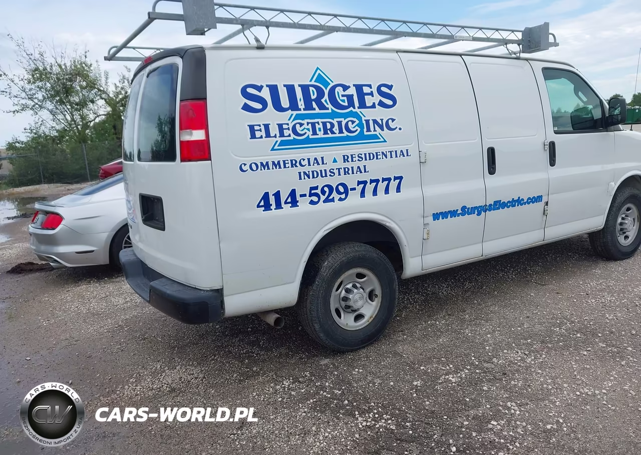 2018 Chevrolet Express 2500 Work Van VIN:1GCWGAFP0J1261527 - 4