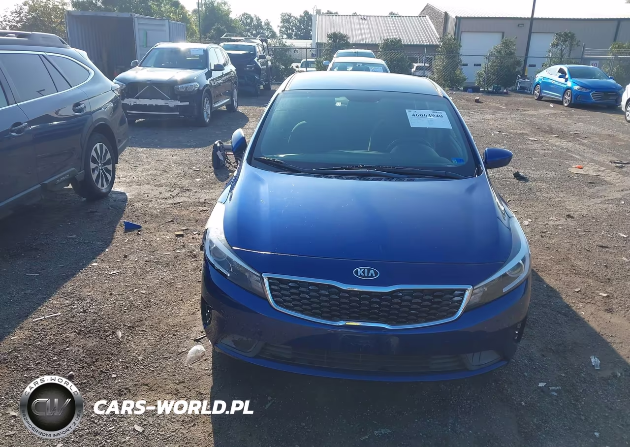 2018 Kia Forte Lx VIN:3KPFL4A75JE193890 - 13