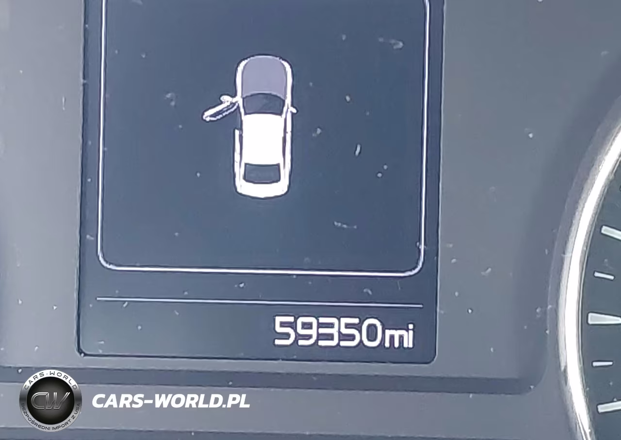 2018 Kia Forte Lx VIN:3KPFL4A75JE193890 - 16