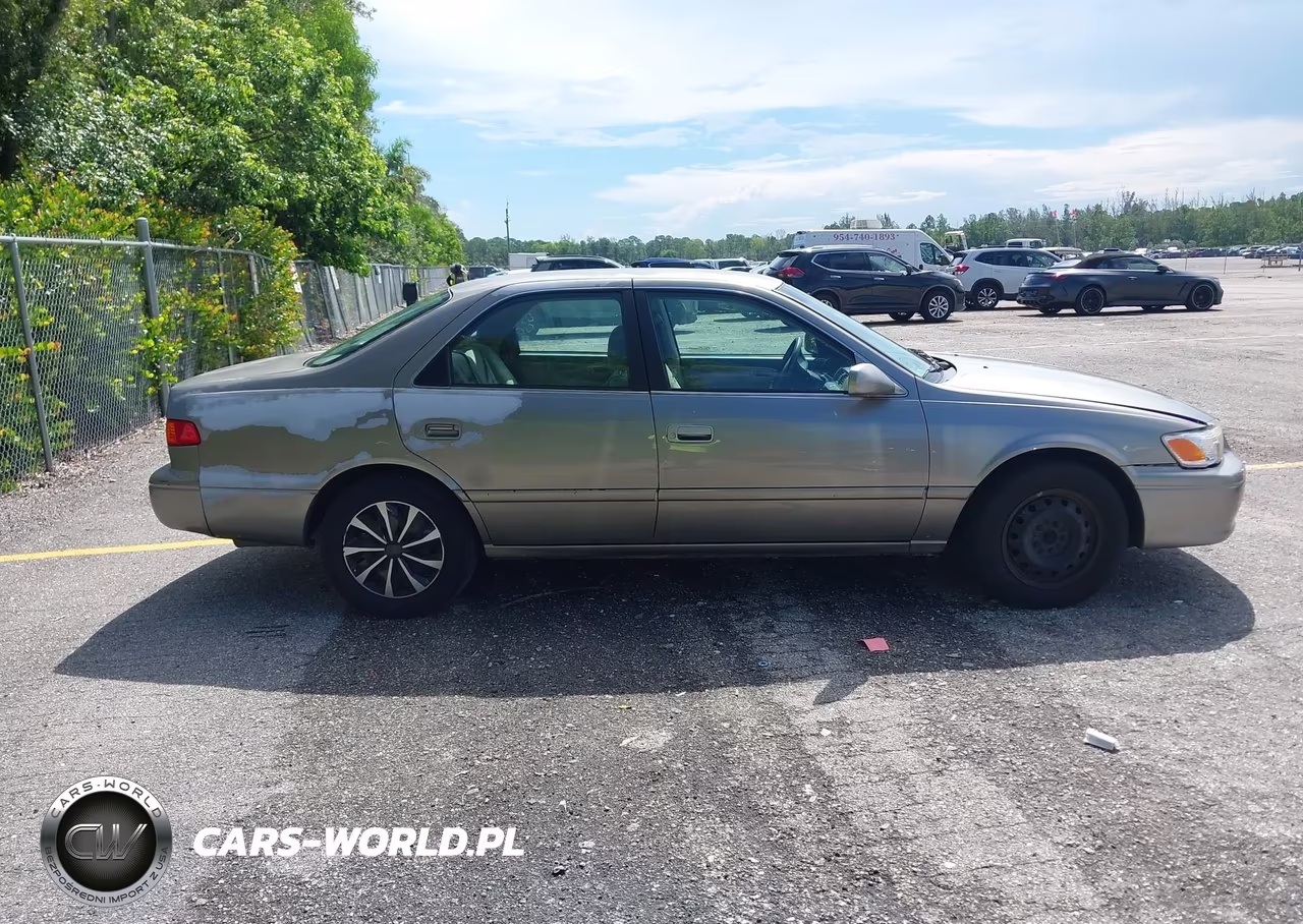2001 Toyota Camry Ce VIN:4T1BG22K11U040737 - 13