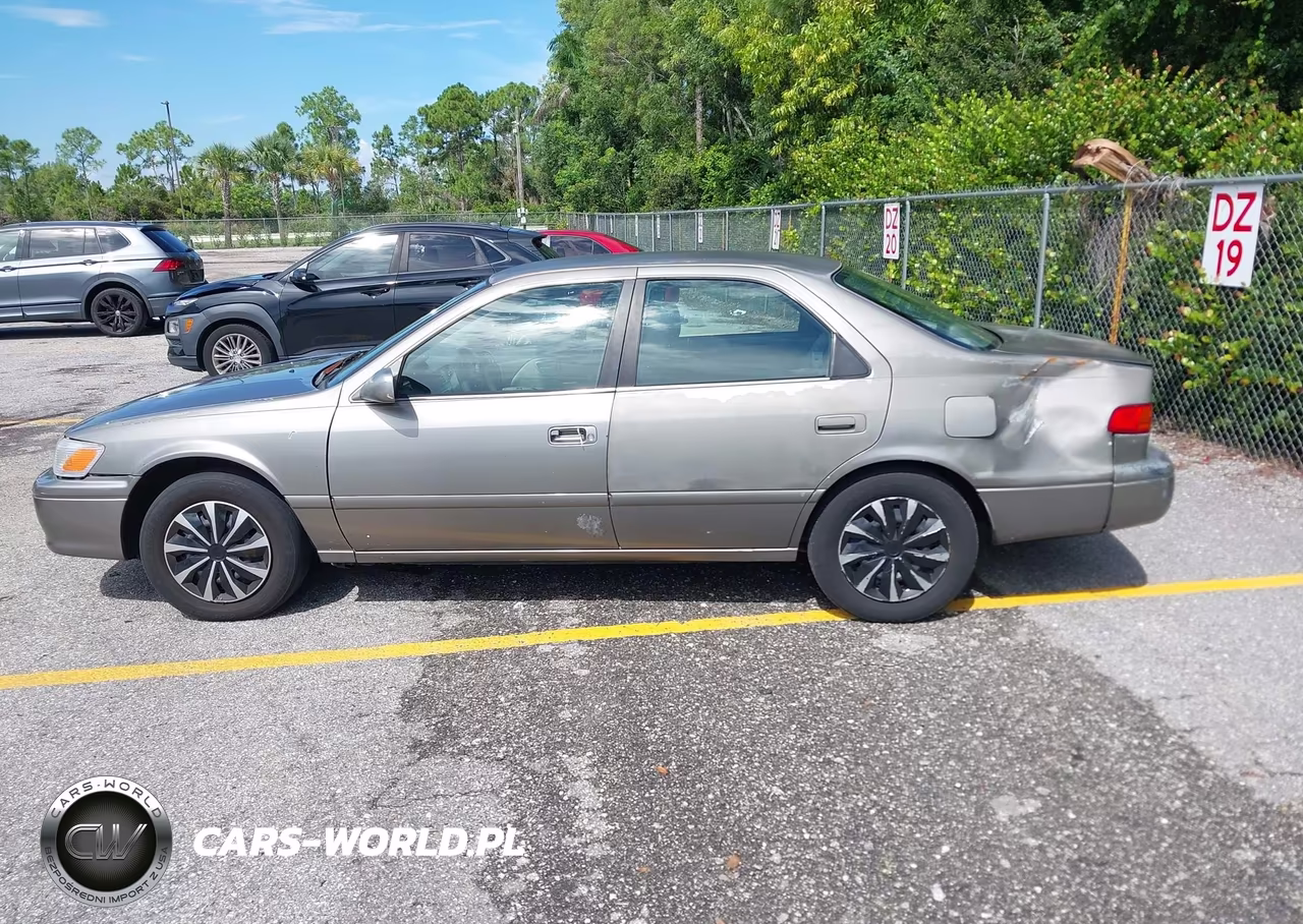 2001 Toyota Camry Ce VIN:4T1BG22K11U040737 - 14