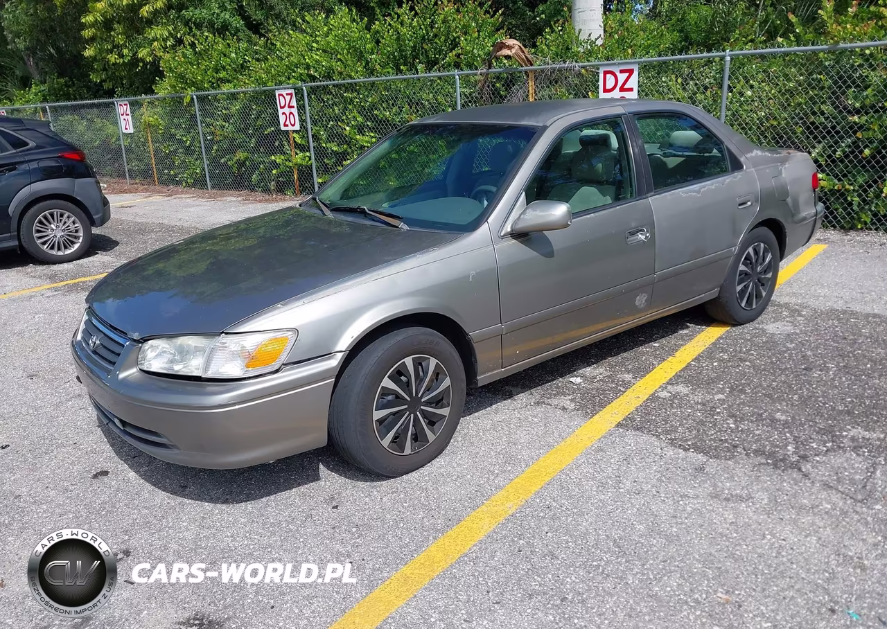 2001 Toyota Camry Ce VIN:4T1BG22K11U040737 - 2