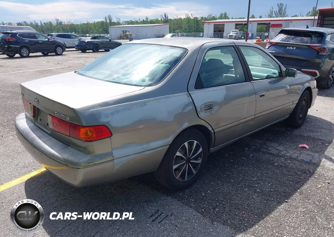 2001 Toyota Camry Ce VIN:4T1BG22K11U040737 - 4
