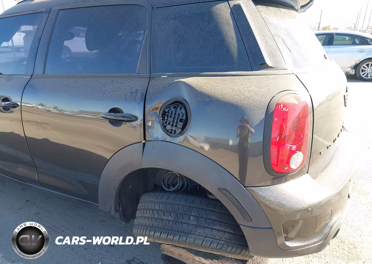 2016 Mini Countryman Cooper S VIN:WMWZC3C53GWT10834 - 14