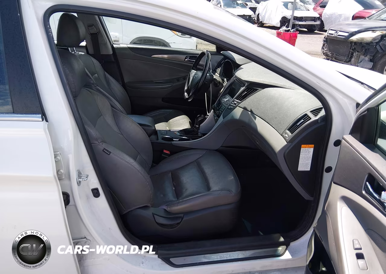 2013 Hyundai Sonata Hybrid VIN:KMHEC4A49DA086569 - 5