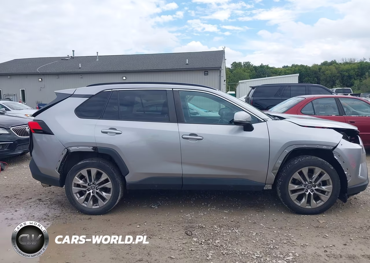 2021 Toyota Rav4 Xle Premium VIN:2T3A1RFV9MW229495 - 14