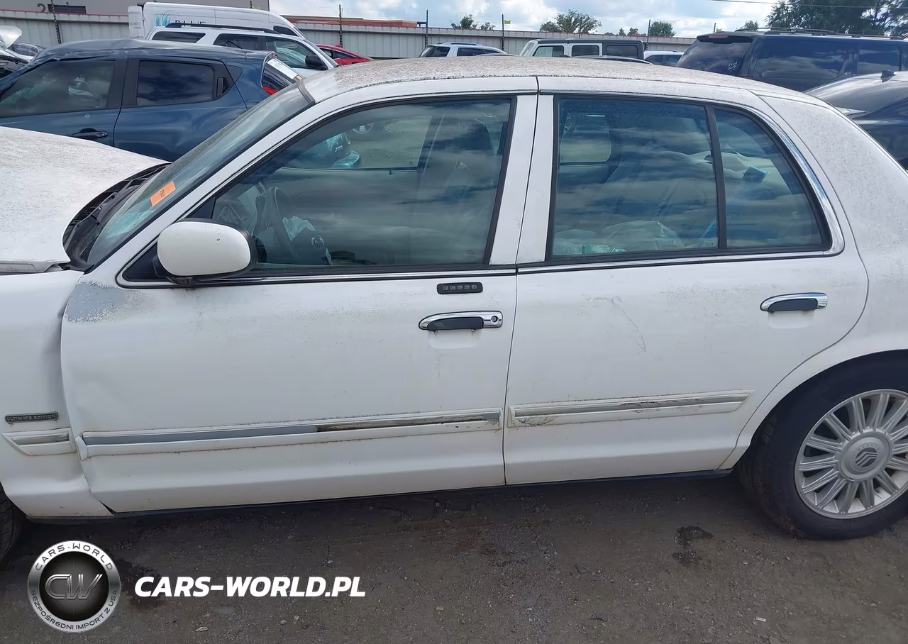 2010 Mercury Grand Marquis Ls (Fleet Only) VIN:2MEBM7FV9AX613437 - 14
