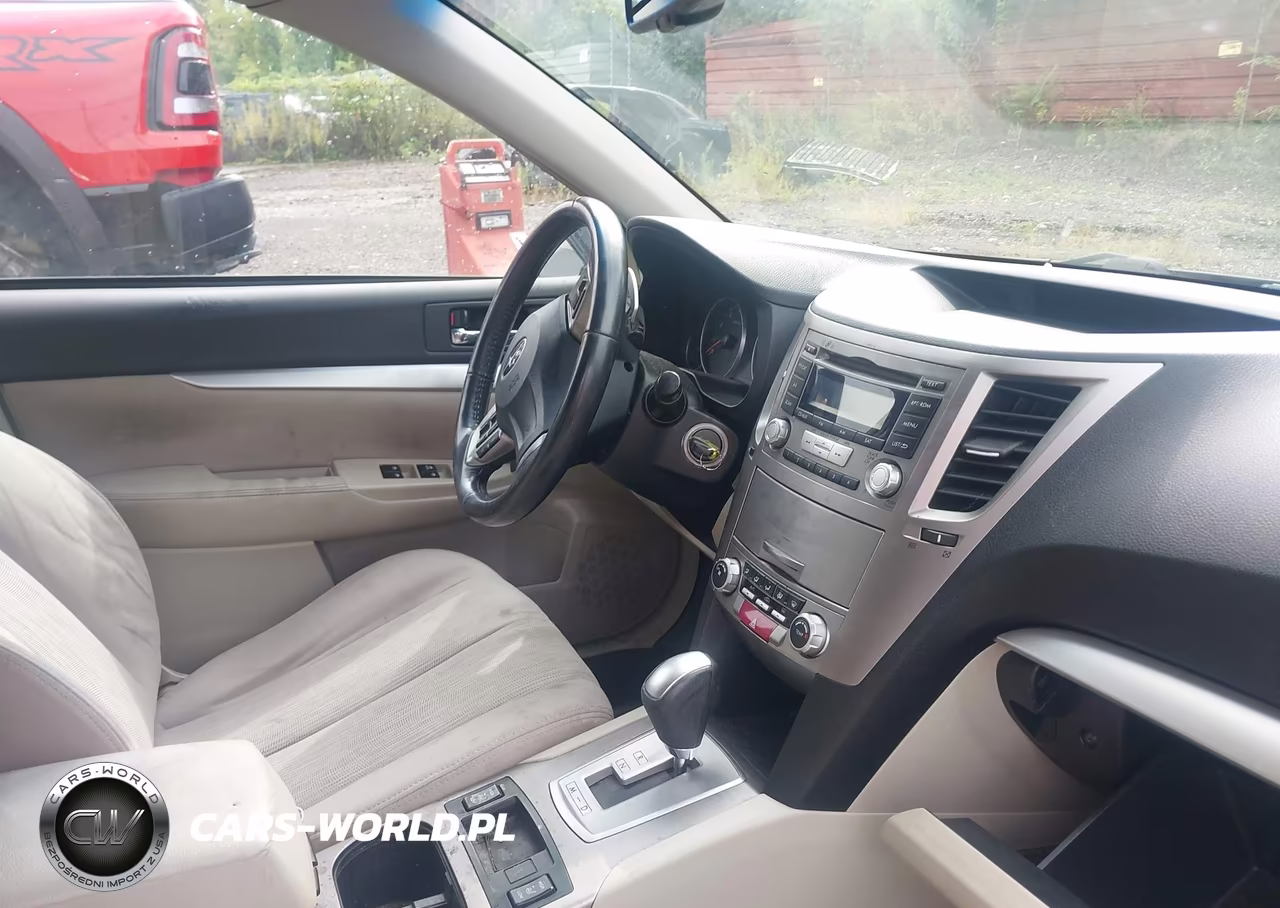 2013 Subaru Outback 2.5I Premium VIN:4S4BRBCC0D3300685 - 5
