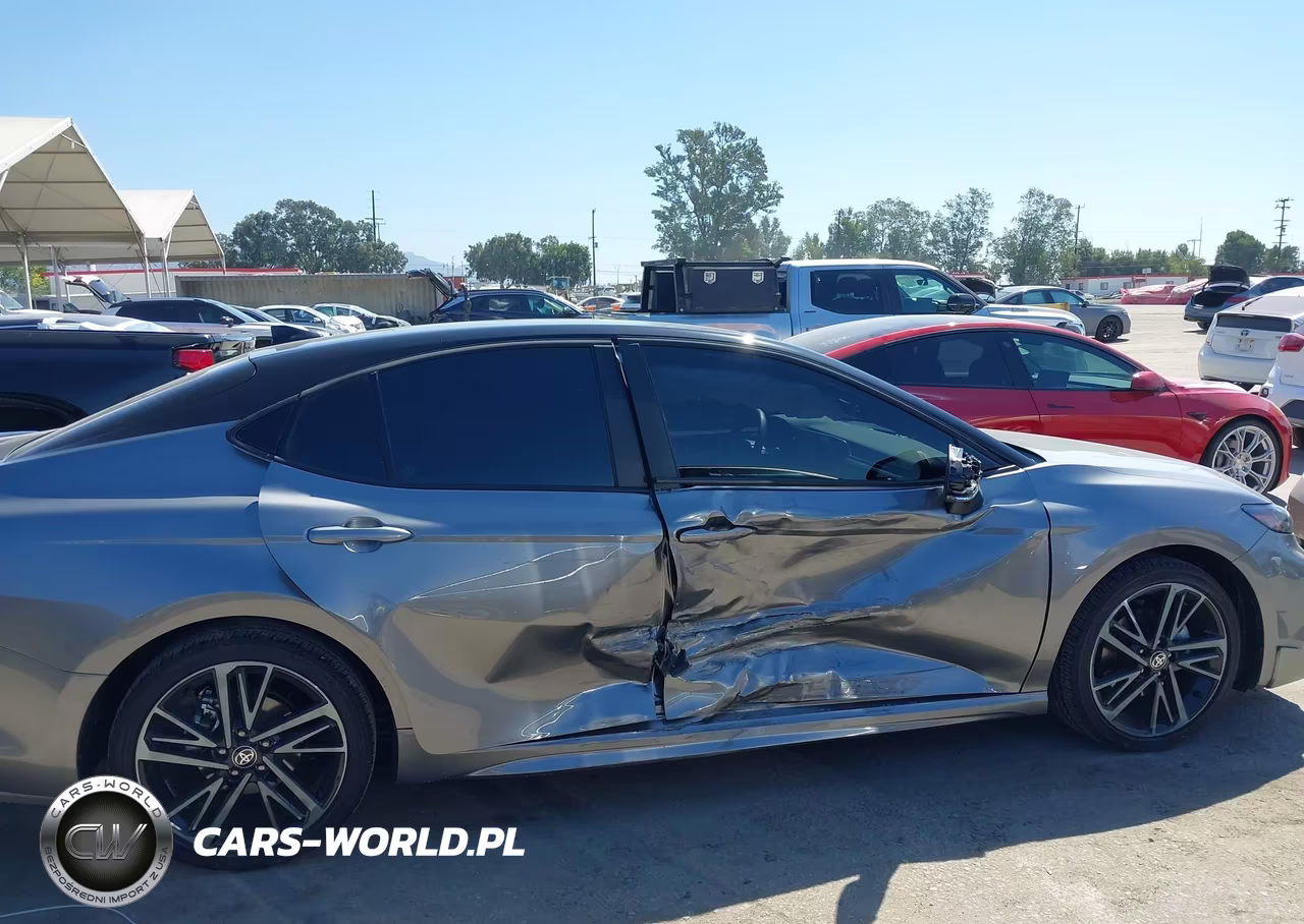 2026 Toyota Camry Xse VIN:4T1DAACK9TU689143 - 13