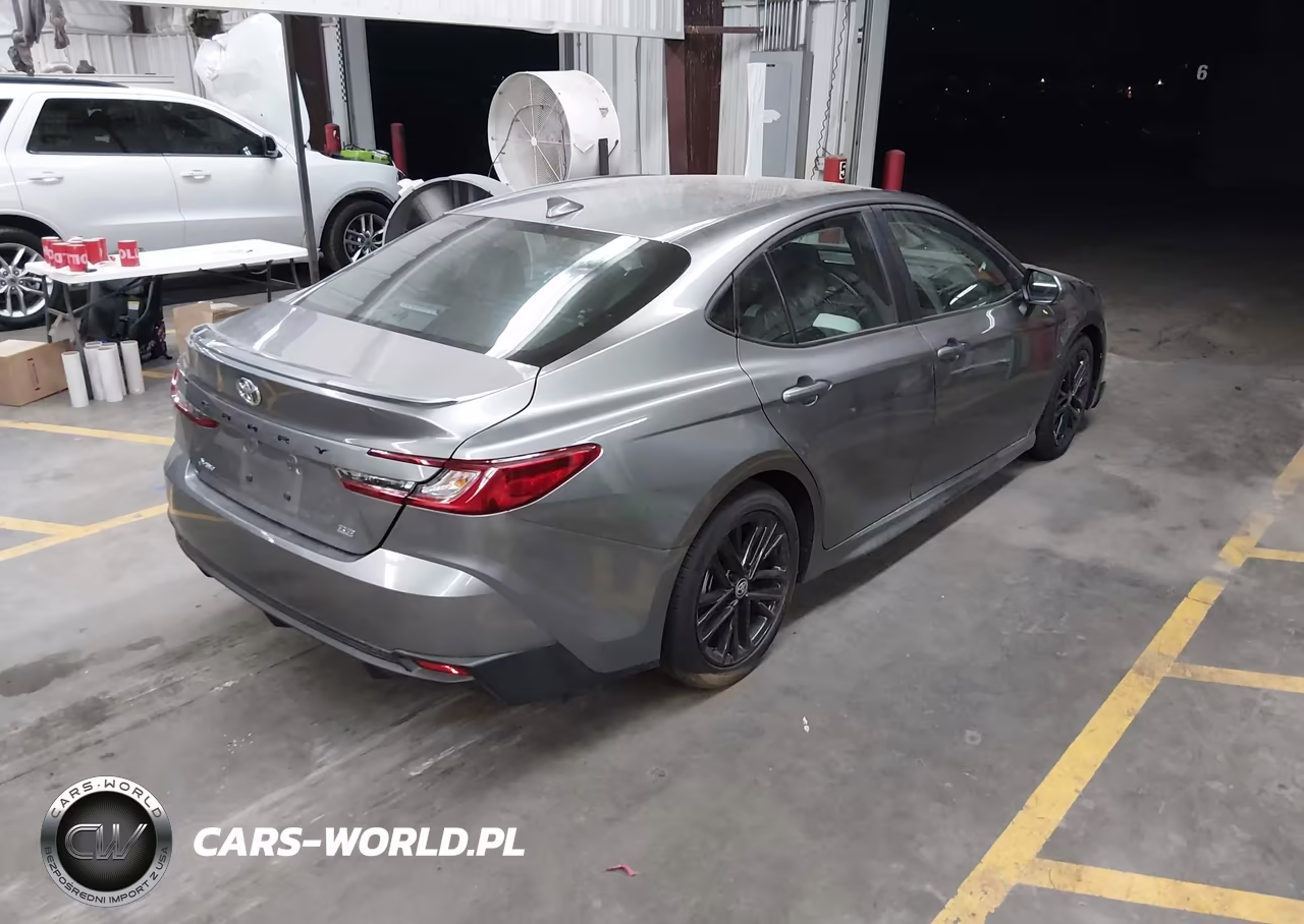 2026 Toyota Camry Se VIN:4T1DAACK8TU659132 - 4