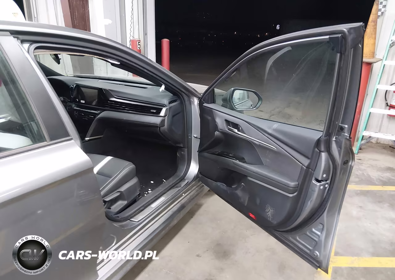 2026 Toyota Camry Se VIN:4T1DAACK8TU659132 - 5
