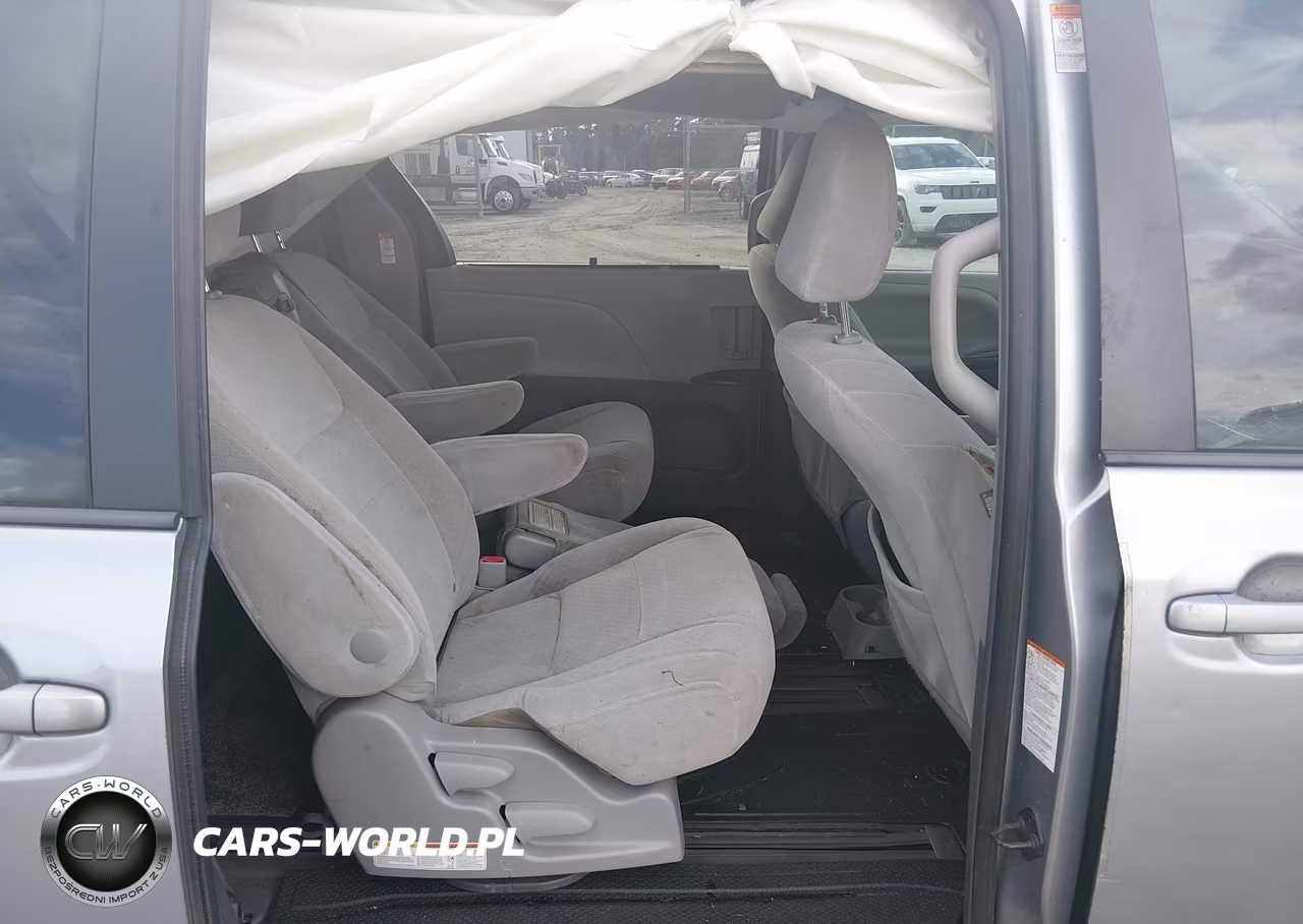 2015 Toyota Sienna Le 8 Passenger VIN:5TDKK3DC7FS543814 - 8